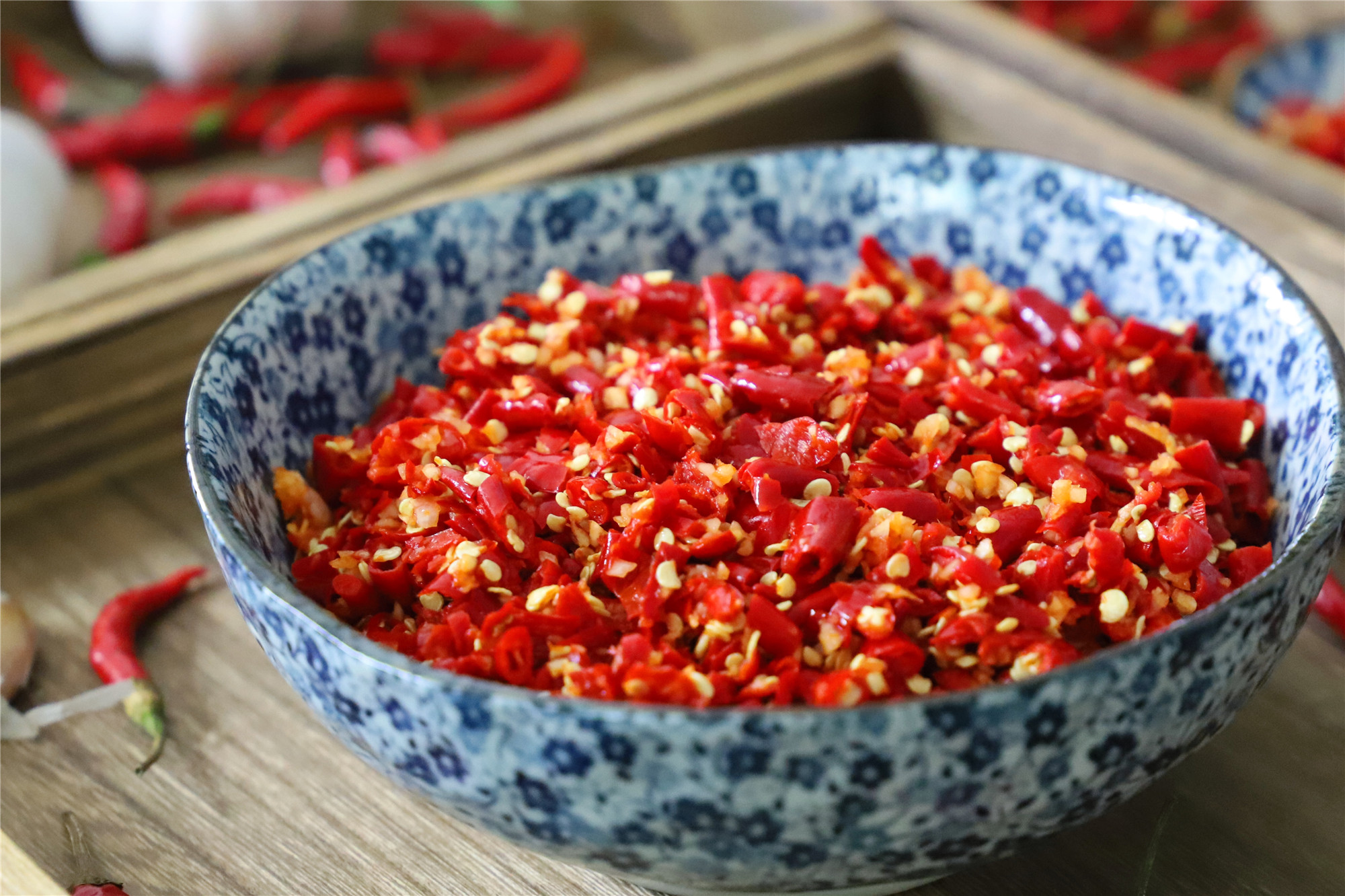 吃辣进化史：湖南菜VS江西菜，谁更胜一筹？